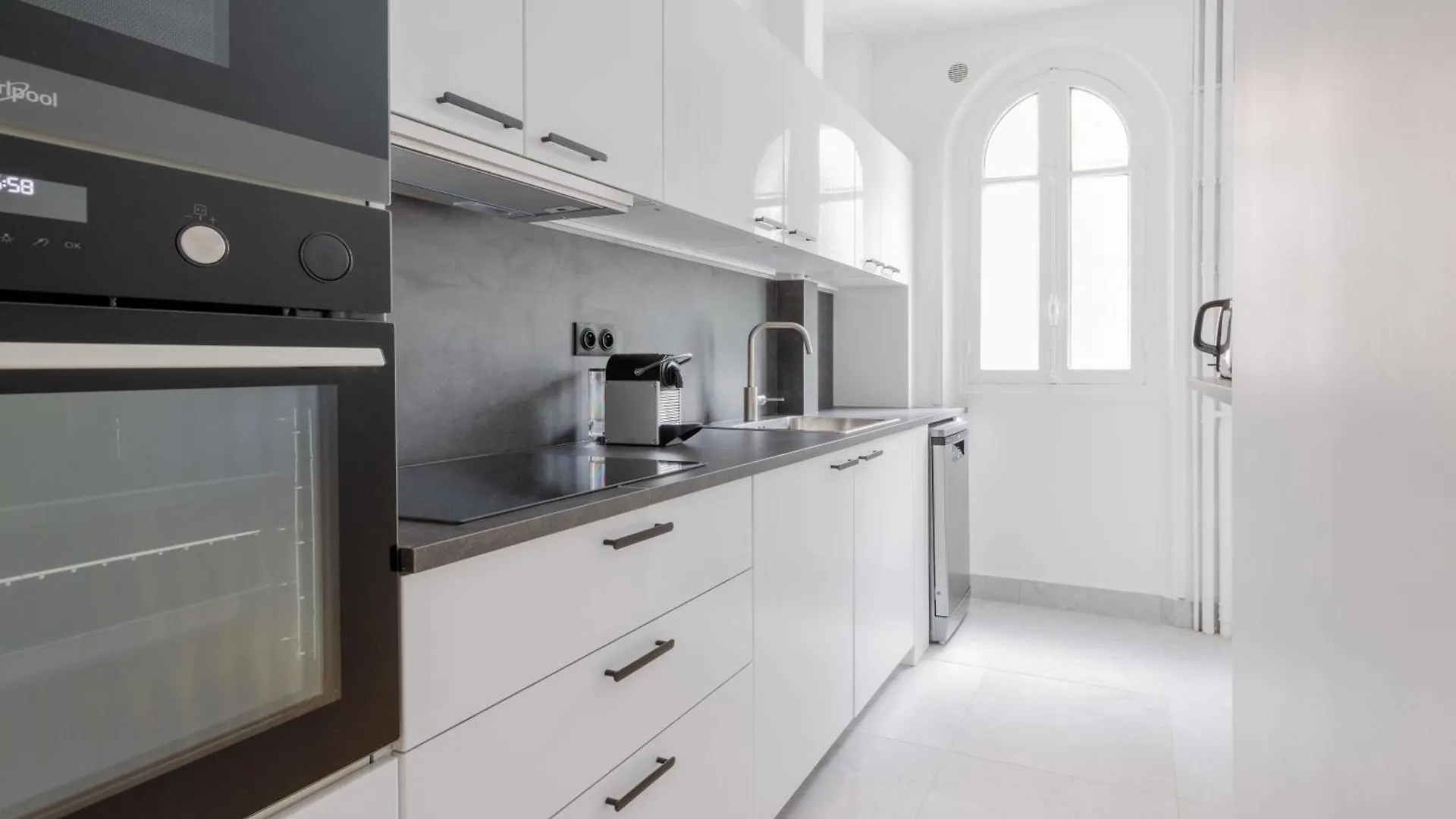 Charming - 2br-4p - Beaugrenelle Appartement Parijs